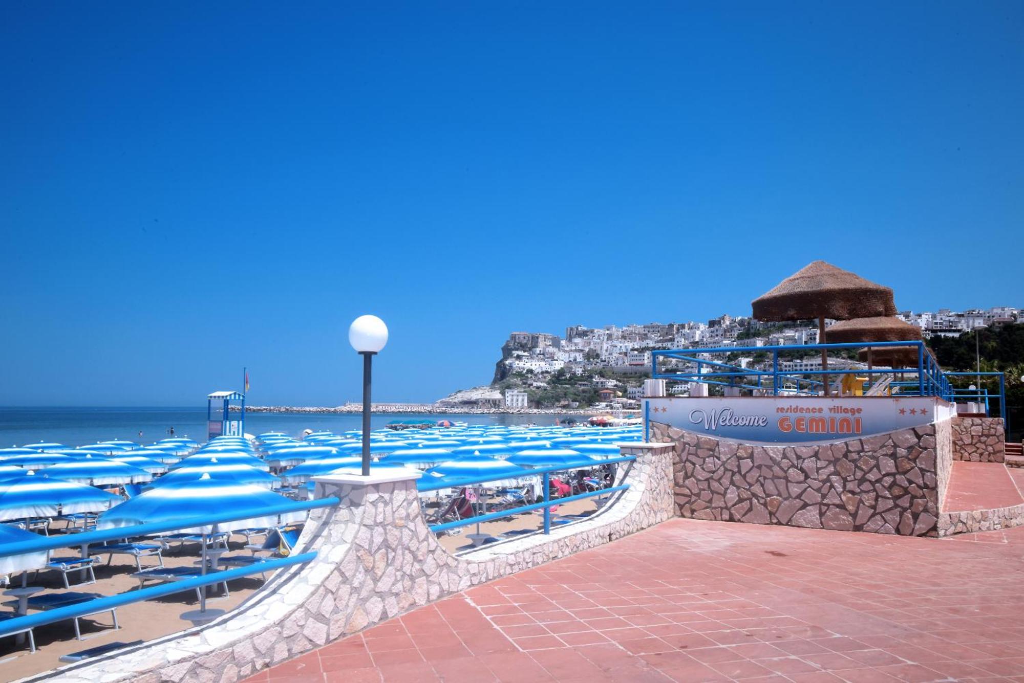 Gemini Luxury Rooms Peschici Exterior photo